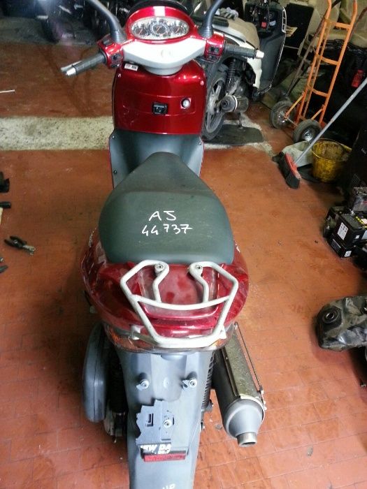 Aprilia Leonardo-150-На части