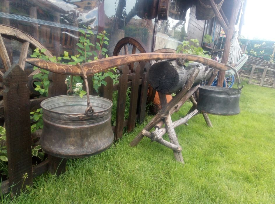 Бакъри, менци, котли с кобилица