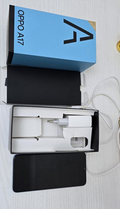 Oppo A-17.      А