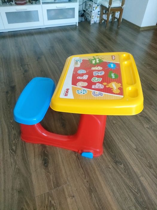 Birou pentru copii din plastic nouă