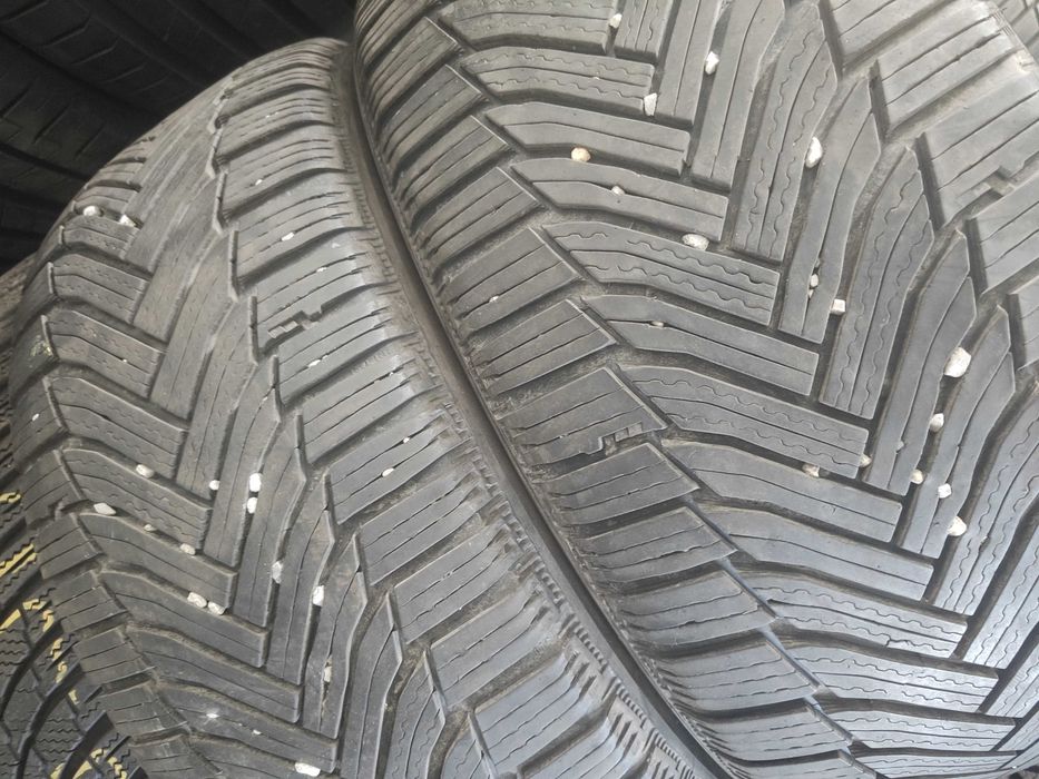 2бр.зимни гуми 225/50/17 Michelin