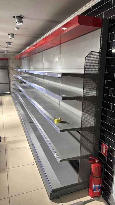 Холодильник в супермаркет