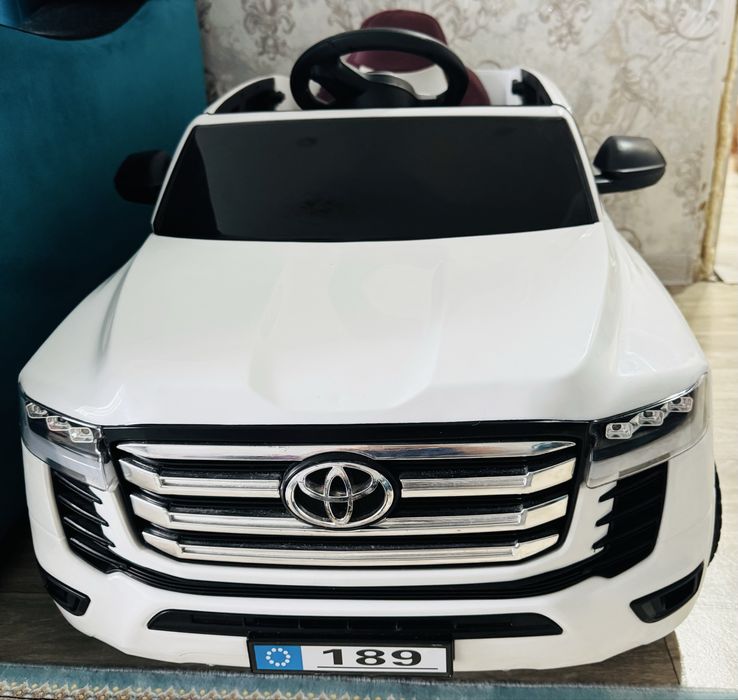 Детский электромобиль