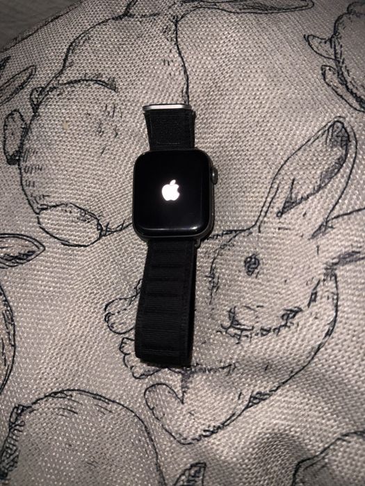 Apple Watch SE 44mm