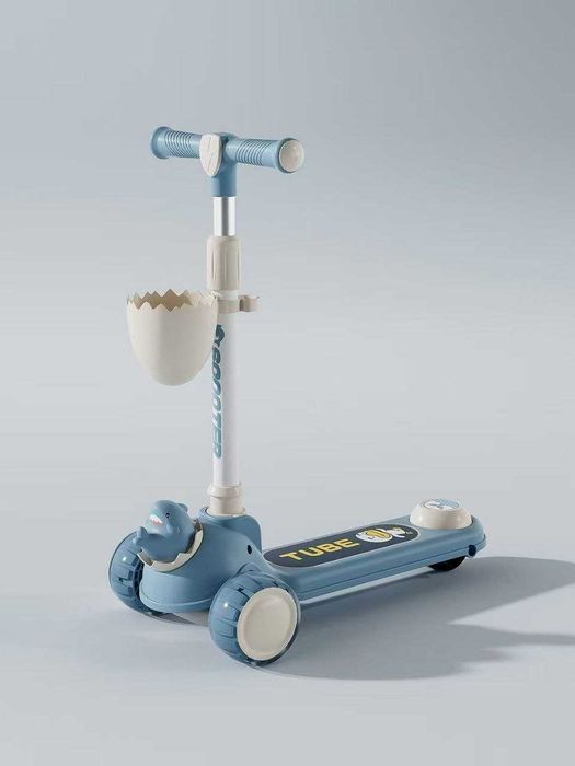 Новые самокаты в магазине.