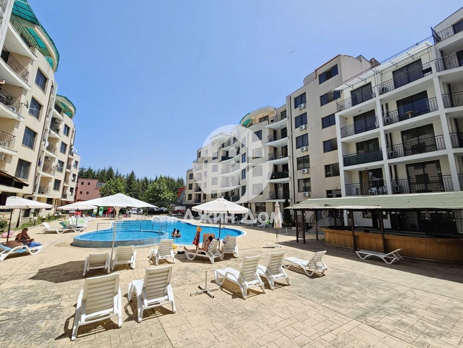 Продава се Двустаен апартамент в к.к. Слънчев бряг - 63 кв.м за 1080 €/кв.м - Снимка #9