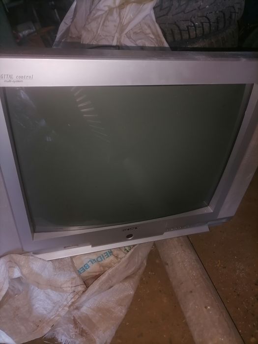 Продам телевизор