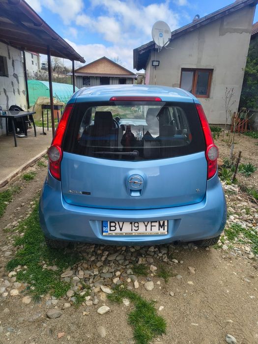 Vând Opel Agila 1.2