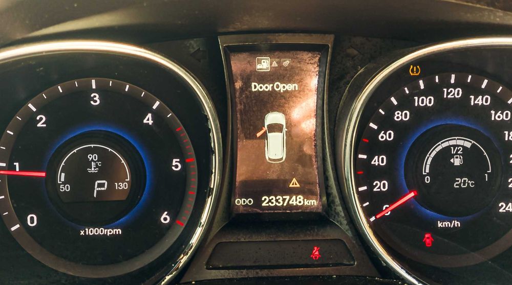 Hyundai Santa Fe 2014 2.2 CRDi 4WD 2,2 litri și 197 CP 233748 km