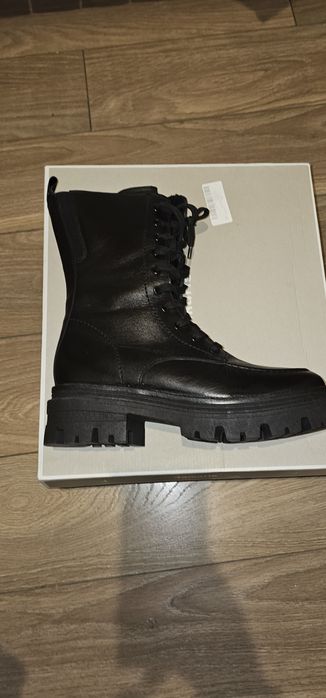 Дамски боти  Tamaris. Естествена кожа с подплата. Номер 40..