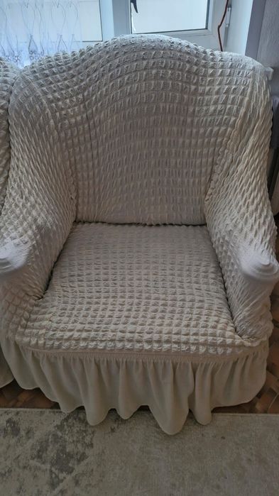 Продается два кресла