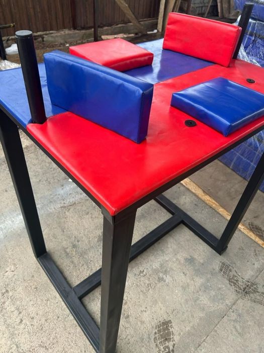 Стол для армрестлинга