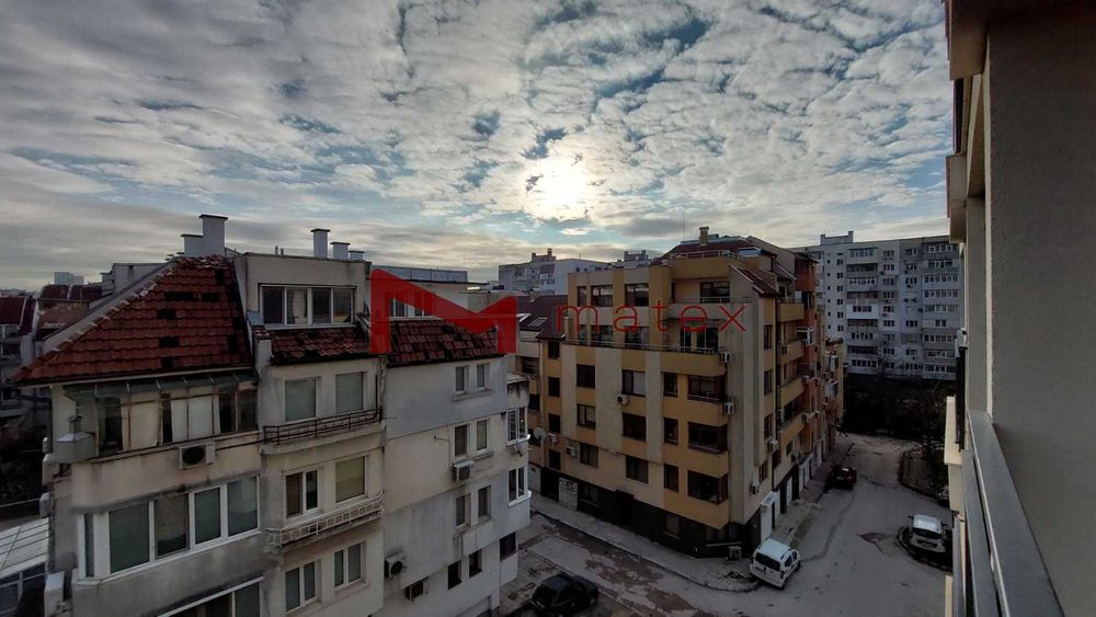 Продава се Двустаен апартамент в Варна, Цветен квартал - 62 кв.м за 2178 €/кв.м - Снимка #5