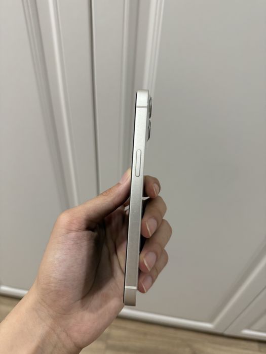 Айфон 13 в идеальном состоянии