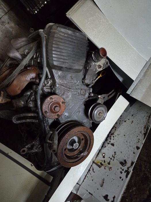 Toyota Mark 2 1G - FE двигатель