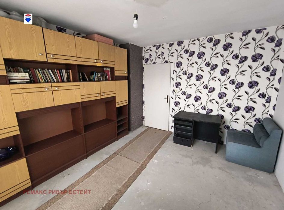 Продава се Тристаен апартамент в Русе, Централен южен район - 79 кв.м за 1127 €/кв.м - Снимка #3
