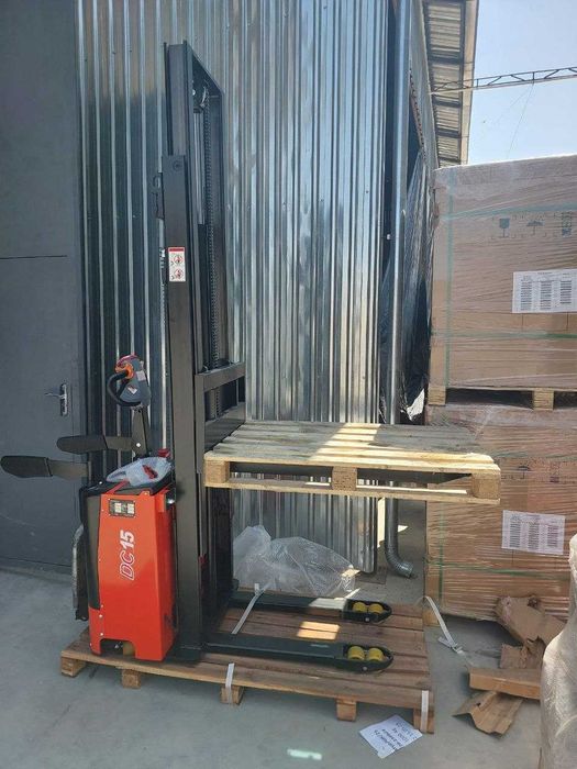 Электрический Штабелер HeLi ekektricheskiy shtablyor hlli