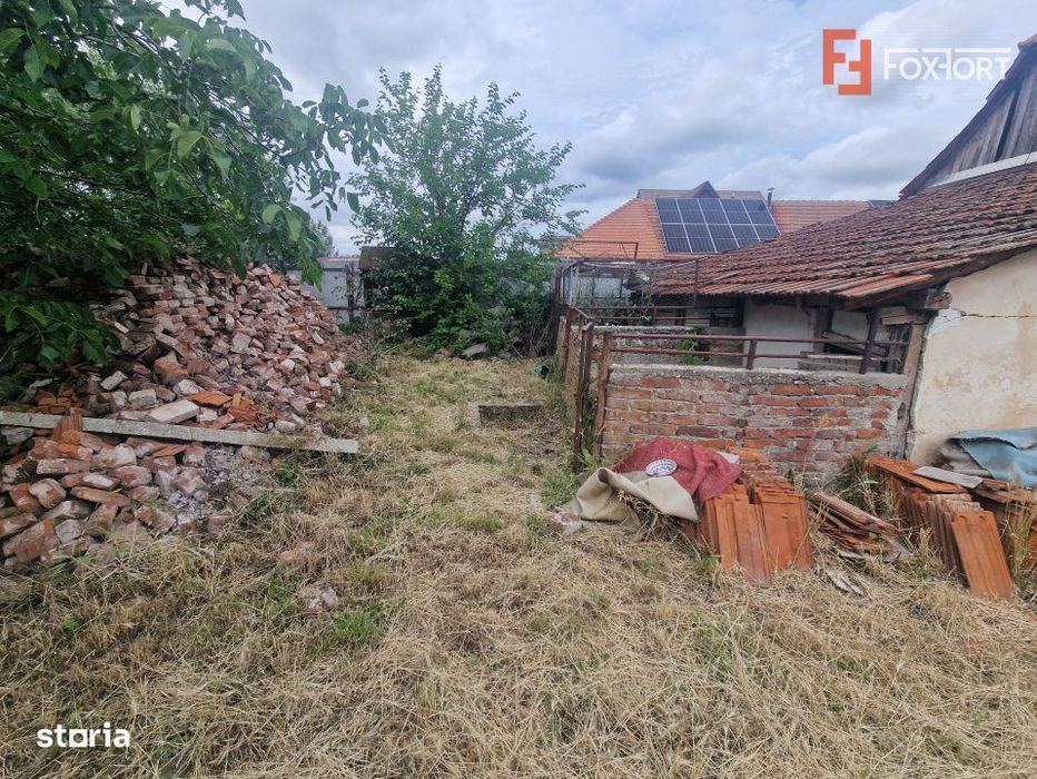 Teren intravilan de 1438 mp de vanzare, in Recas