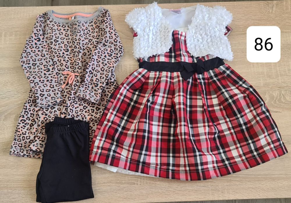 Рокля  Carter's.