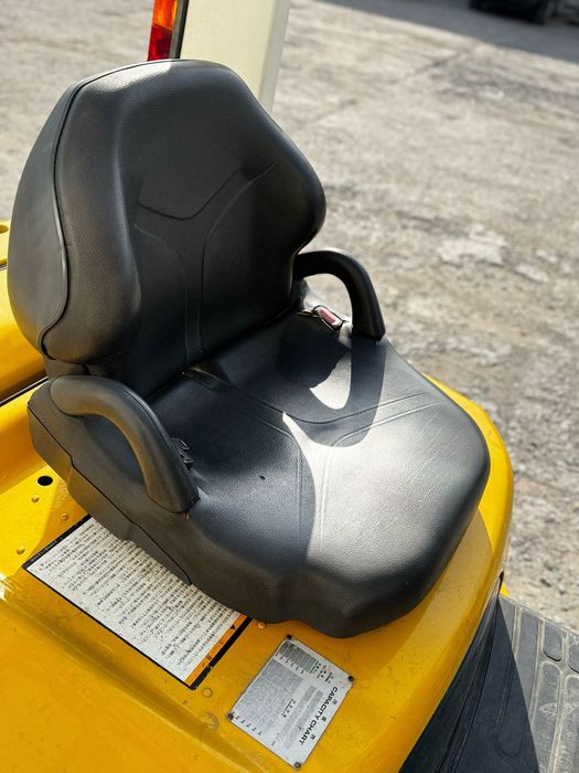 Вилочный погрузчик