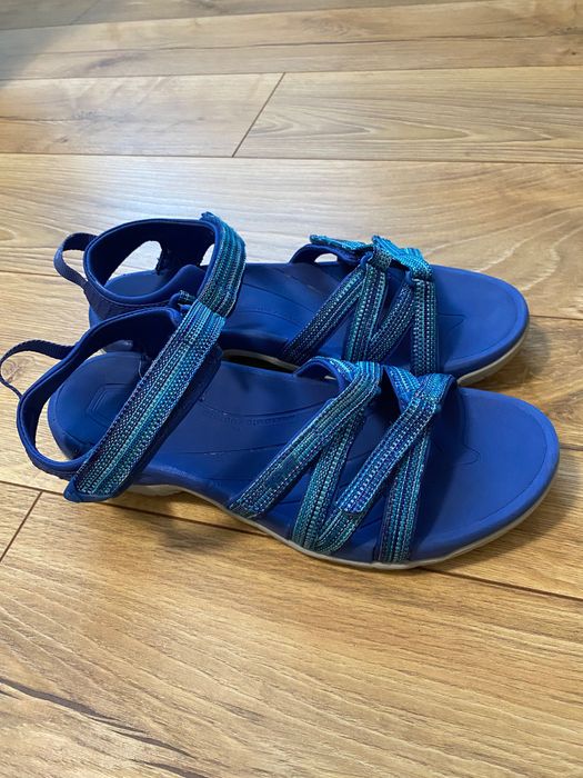 TEVA-sandale , in stare foarte buna , pt dame , marimea 42