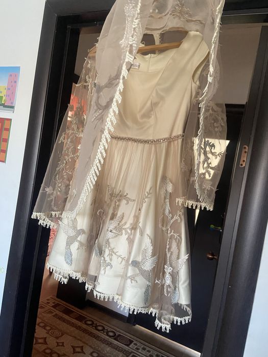 Продам нежнейшее платье