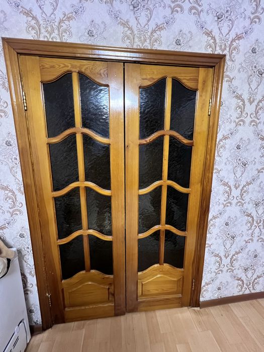 Продам межкомнатные двери,