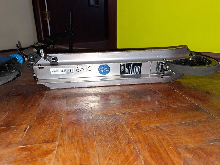 Vând trotineta Oxelo MID 9