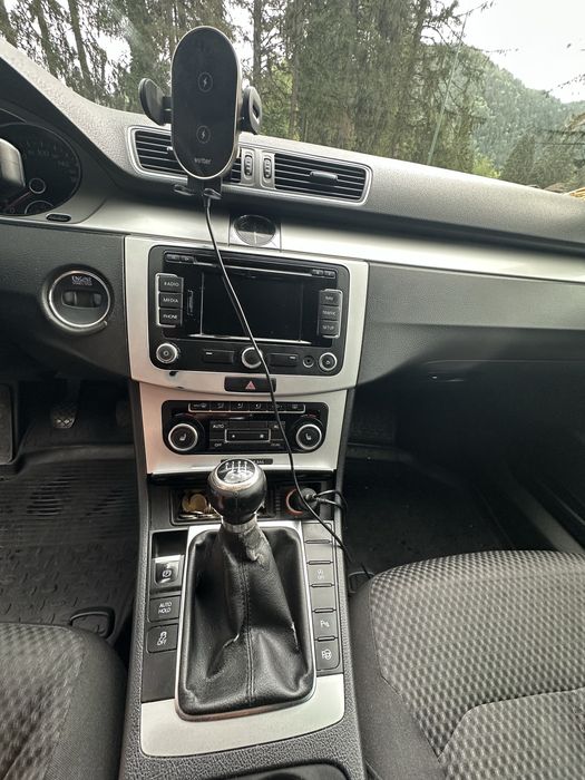 VOLKSWAGEN Passat 0 — imagine 2