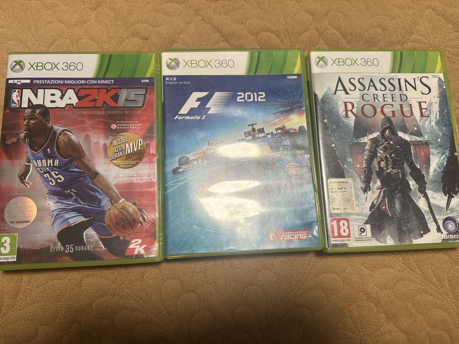 Xbox360 500GB + Controller +Încarcator baterii-Stare impecabila
