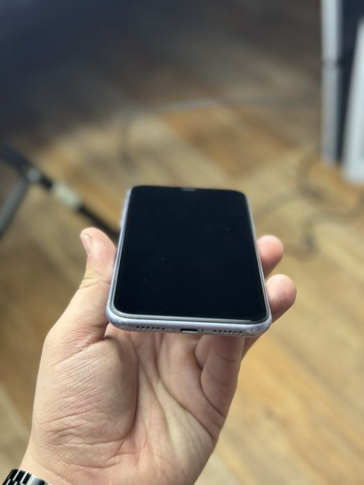 Айфон,IPhone 11 64gb