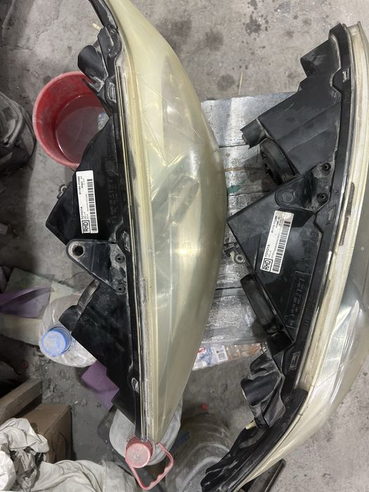 Продам фары от камри 30