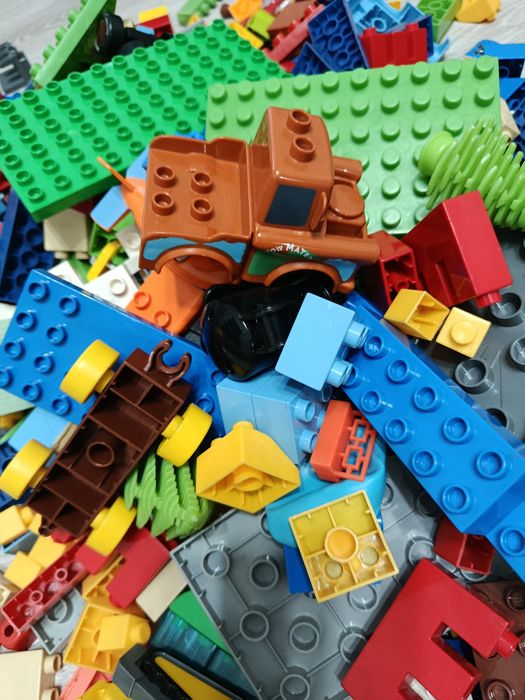 Продам Лего оригинал.