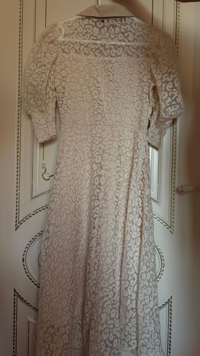 Платья белый, размер S