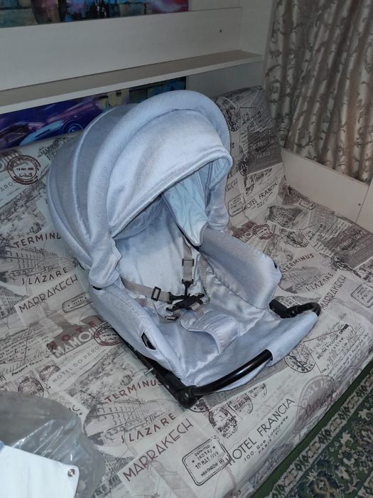 Продам детскую коляску