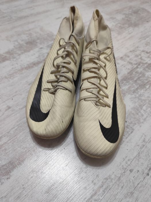 Продавам Nike Mercurial Superfly Club