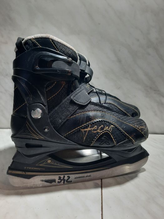 Patine gheata 342 patinaj marime eu 37 (23,5 cm lungime interioara)