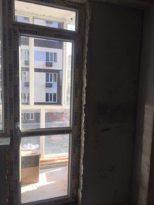 пластиковая дверь и окно