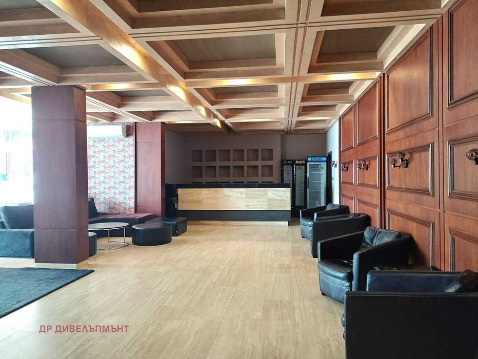 Дава се под наем Двустаен апартамент в к.к. Слънчев бряг - 72 кв.м за 255 € - Снимка #14