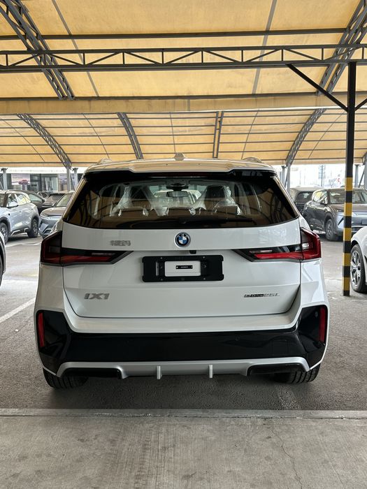 BMW ix 1 eDrive 25 под заказ от Terra Auto