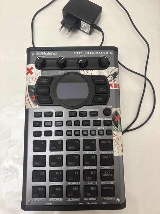Сэмплер Roland SP-404MKII