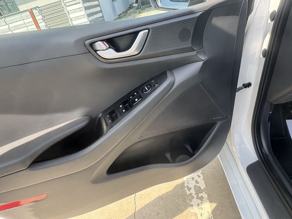 Hyundai Ioniq Hybrid 2017 - Automata