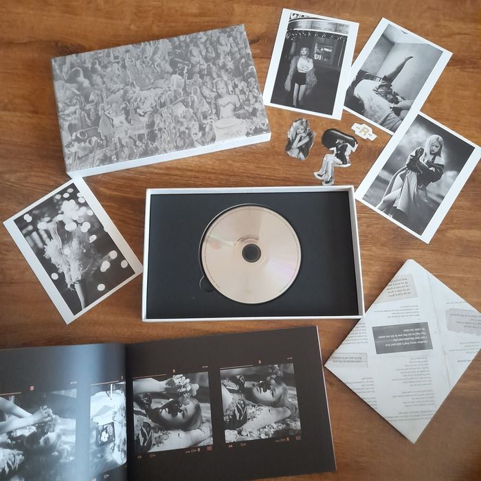 Kpop | Rose first single album -R-