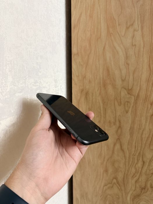iPhone 11/128Gb - В идеальном состоянии