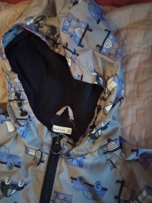 Пролетно- есенни якета - 3-4,2-3 години и едно дънково яке-110см