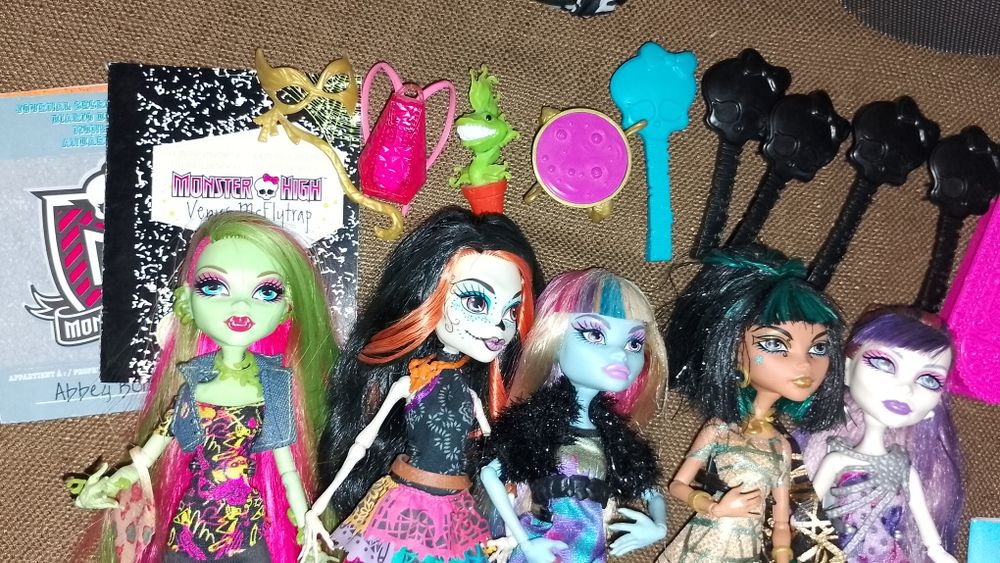 Lot 5 Păpuși Monster High originale Mattel 2008-2012