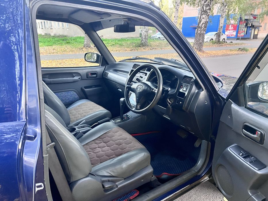 Продам Toyota RAV 4