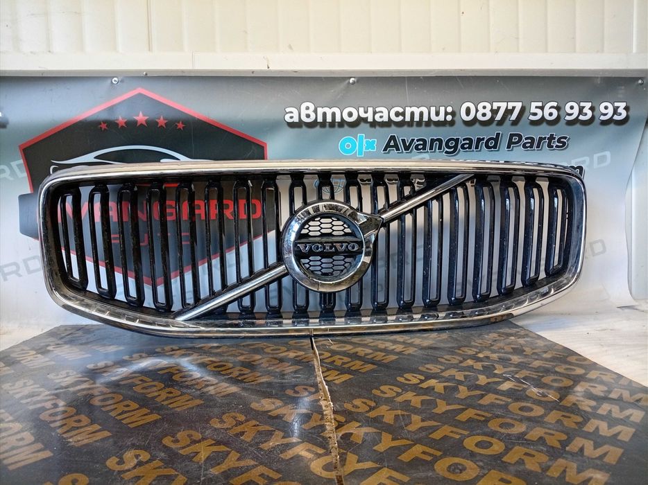 Решетка Volvo XC60
