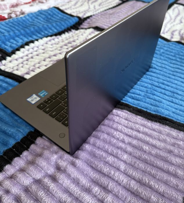 Продам ноутбук Huawei