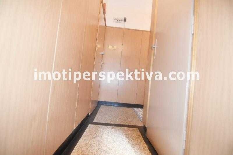 Продава се Тристаен апартамент в Пловдив, Кючук Париж - 91 кв.м за 1341 €/кв.м - Снимка #8